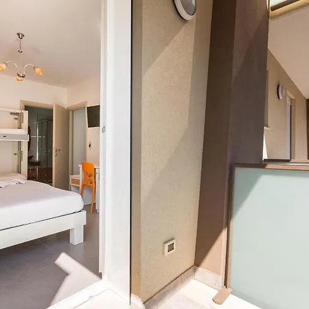 Acquamarina Bed & Breakfast